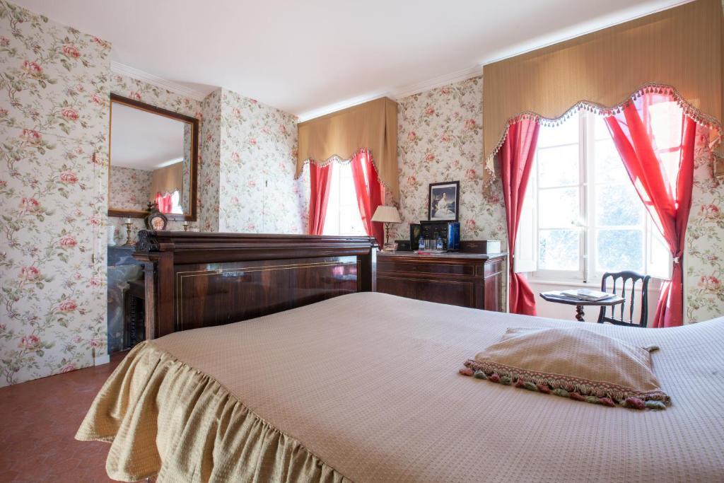 Chateau De Saint Martin Taradeau Номер фото